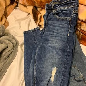 American eagle Ripped Jeans